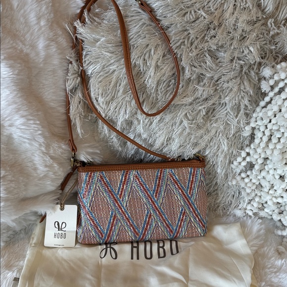 NWT HOBO Darcy Crossbody Bag - Picture 1 of 7